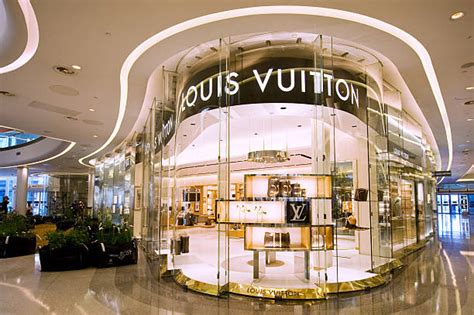 louis vuitton liverpool opening times